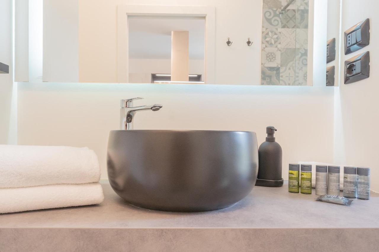 Enchanted Como Lake - City Apartment By Rent All Como Bagian luar foto